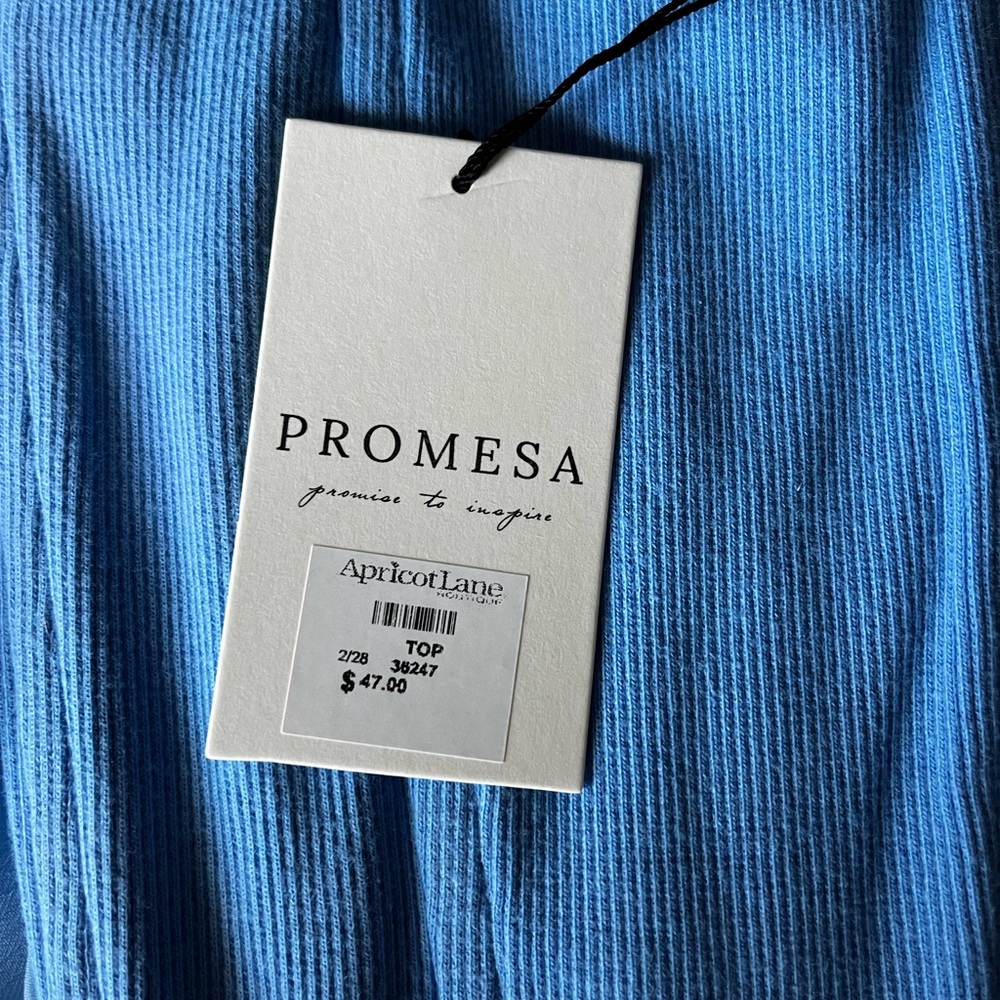 Blouse - Picture 3 of 5